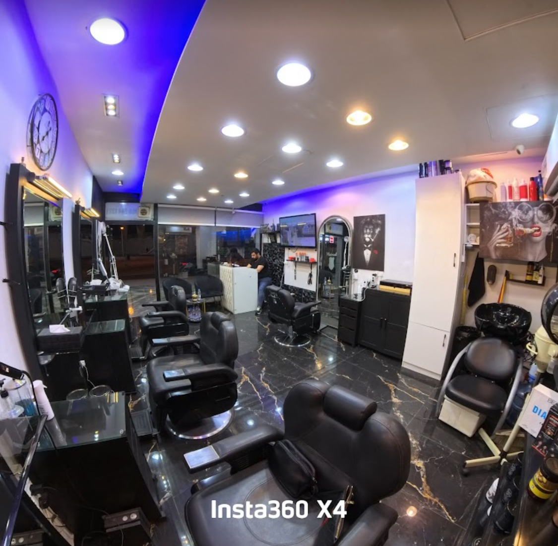 Haircut Gents Salon interior